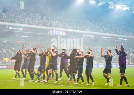 Brüssel, Belgien. 23rd Dez 2021. BRUSSEL, BELGIEN - 23. DEZEMBER: Spieler des RSC Anderlecht während des belgischen Croky Cup - Viertelfinalspiel zwischen RSC Anderlecht und KV Kortrijk am 23. Dezember 2021 im Lotto Park in Brussel, Belgien (Foto von Joris Verwijst/Orange Picics) Credit: Orange Pics BV/Alamy Live News Stockfoto