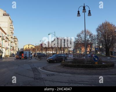 CHIVASSO, ITALIEN - CA. DEZEMBER 2021: Piazza d'Armi Stockfoto