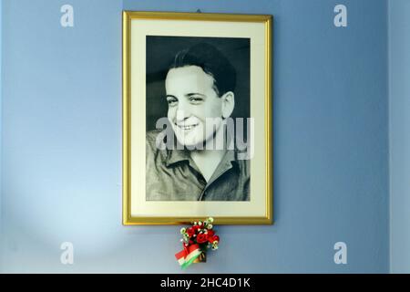 Modena, Italien, Dezember 2021, MEF Ferrari Museum Casa Natale di Enzo Ferrari, Originalfoto von Dino Ferrari, Sohn des Ingenieurs Stockfoto