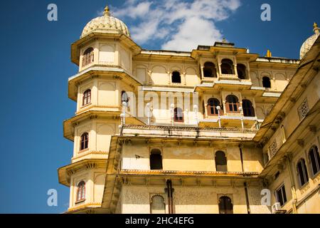 Die schöne Architektur von udaipur Stadtpalast Stockfoto