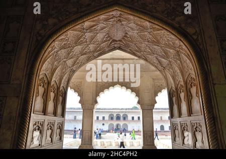 Herrlicher Bogen im Palast von Agra Fort Stockfoto