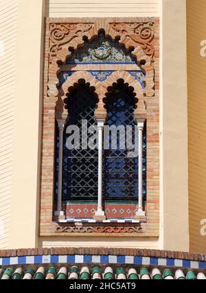 Der Arabische Mudejar-Pavillon, Maria Luisa Park, Sevilla, Andalusien, Spanien. Erbaut 1914 als Kunstpavillon für die Ibero-amerikanische Ausstellung. Stockfoto