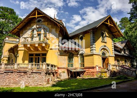 Manor Turliki, erbaut 1899-1901. Auch bekannt als Dacha Morosowoi (Morosowskaja), das Haus von Wiktor Petrowitsch Obninskiy. Obninsk, Kaluzhskiy, Rus Stockfoto