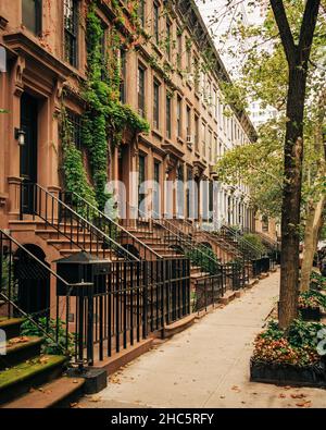 Brownstones auf der Upper East Side von Manhattan in New York City Stockfoto