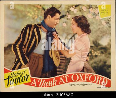 VIVIEN LEIGH und ROBERT TAYLOR in Einem YANK IN OXFORD (1938), Regie: JACK CONWAY. Kredit: M.G.M BRITISH / Album Stockfoto