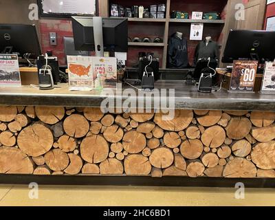 Augusta, GA USA - 12 03 21: Cabelas-Einzelhandelsgeschäft Cabela Parkway Stockfoto