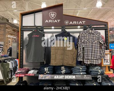 Augusta, GA USA - 12 03 21: Cabelas-Einzelhandelsgeschäft Cabela Parkway Stockfoto
