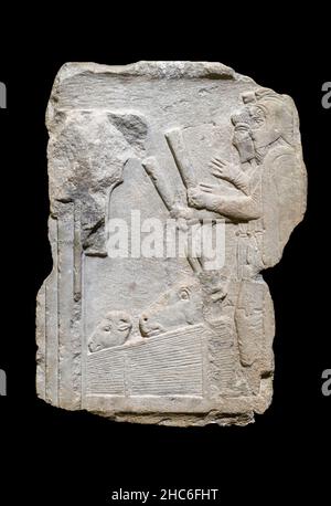 Ansicht eines alten Flachreliefs. Stockfoto