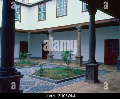 PALACIO ARZOBISPAL-TERRASSE. ORT: PALACIO DE NAVA / PALACIO EPISCOPAL. SAN CRISTOBAL DE LA LAGUNA. TENERIFFA. SPANIEN. Stockfoto