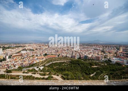 Alicante ist eine Stadt und eine Gemeinde von Spanien, der Hauptstadt der Provinz, in der Valencianischen Gemeinschaft. Stockfoto