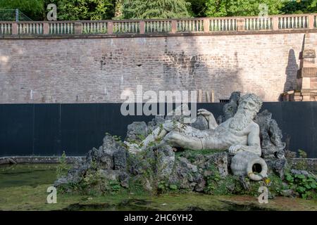 Heidelberger Schlosslandschaft Statue einer Frau in Baden Wurttemburg Stockfoto