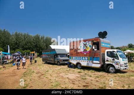Johannesburg, Südafrika - 25. Oktober 2014: Food Catering Trucks auf der Africa Cycle Fair and Expo Stockfoto