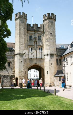 Wells Bishops Palace Tor Stockfoto