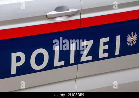 Wien, Österreich, 21. Juli 2021. Polizeiauto, Polizei, Tür Stockfoto