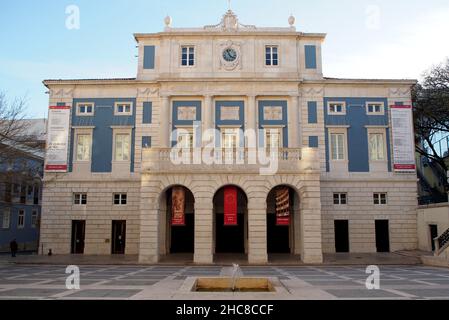 Nationaltheater von Sao Carlos, Opernhaus aus dem 18th. Jahrhundert mit neoklassizistischer Fassade, Lissabon, Portugal Stockfoto