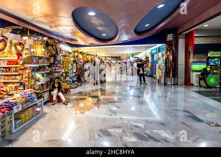 Interieur des MBK Center Shopping Malls, Bangkok, Thailand Stockfoto