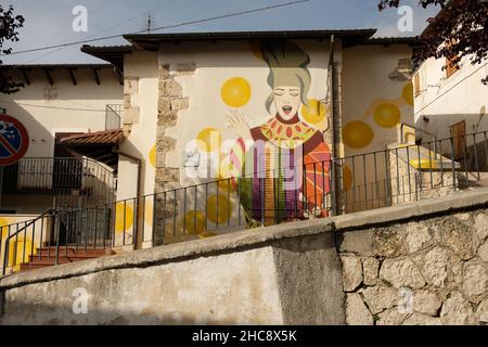 Street Art Graffiti in der Altstadt von Aielli, Avezzano, Italien, november 25 2021 Stockfoto