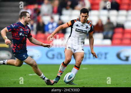 Bristol, Großbritannien. 26th Dez 2021. Matias Moroni von Leicester Tigers während des Gallagher Premiership Rugby-Spiels zwischen Bristol Rugby und Leicester Tigers am Ashton Gate, Bristol, England am 26. Dezember 2021. Foto von Scott Boulton. Nur zur redaktionellen Verwendung, Lizenz für kommerzielle Nutzung erforderlich. Keine Verwendung bei Wetten, Spielen oder Veröffentlichungen einzelner Clubs/Vereine/Spieler. Kredit: UK Sports Pics Ltd/Alamy Live Nachrichten Stockfoto