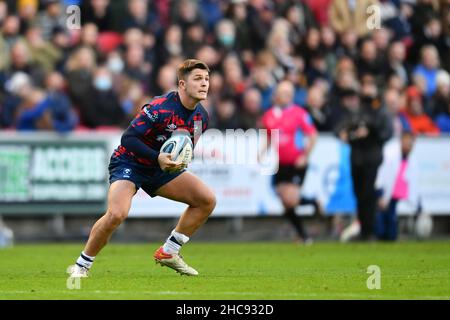 Bristol, Großbritannien. 26th Dez 2021. Callum Sheedy aus Bristol wird am 26. Dezember 2021 beim Gallagher Premiership Rugby-Spiel zwischen Bristol Rugby und Leicester Tigers am Ashton Gate in Bristol, England, geboren. Foto von Scott Boulton. Nur zur redaktionellen Verwendung, Lizenz für kommerzielle Nutzung erforderlich. Keine Verwendung bei Wetten, Spielen oder Veröffentlichungen einzelner Clubs/Vereine/Spieler. Kredit: UK Sports Pics Ltd/Alamy Live Nachrichten Stockfoto