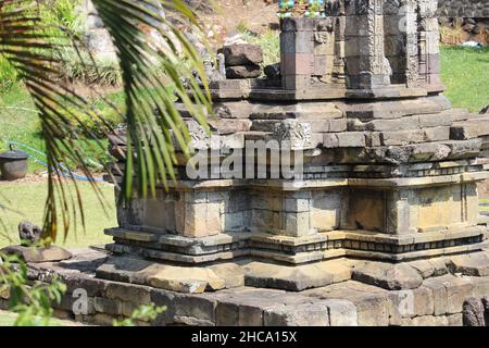 Der Songgoriti-Tempel, einer der Tempel in Batu City, Ost-Java, Indonesien, ist immer noch sehr gepflegt und schön Stockfoto