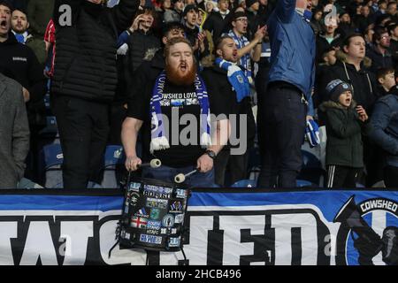 Huddersfield, Großbritannien. 26th Dez 2021. The Cow Shed Drummer in Huddersfield, Großbritannien am 12/26/2021. (Foto von Mark Cosgrove/News Images/Sipa USA) Quelle: SIPA USA/Alamy Live News Stockfoto