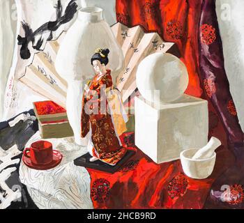 Stillleben mit roter japanischer Puppe, geometrischen Formen und von Tempera gezeichneten Fächerhandarbeiten auf weißem Papier Stockfoto