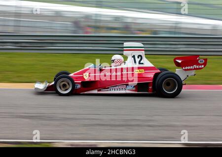 Scarperia, 21. Oktober 2005: Unbekannter Lauf mit dem historischen Ferrari F1 312T Jahr 1975 ex Niki Lauda während der Finals Ferrari 2005 auf dem Mugello Circuit in i Stockfoto