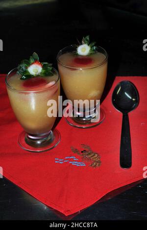 Reichhaltige und nahrhafte Desserts, einzigartige Gerichte. Stockfoto