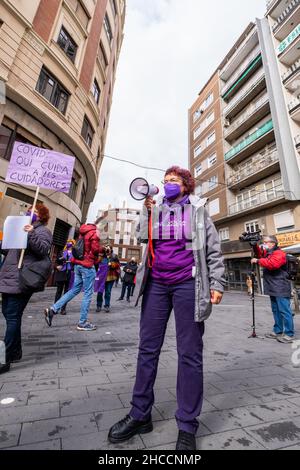 Valencia, Spanien; 8th. März 2021: Feministische Kundgebungen zum Frauentag am 8. März 2021. Stockfoto
