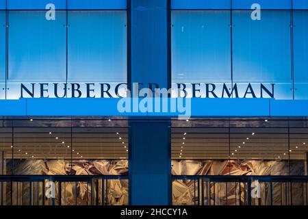 Der Hauptsitz von Neuberger Berman befindet sich in Manhattan, NYC Stockfoto