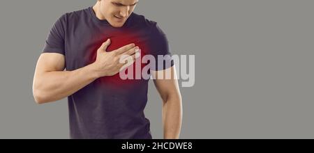 Unwohl Menschen leiden unter Schmerzen in der Brust Stockfoto