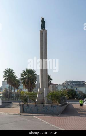 Statue von Madonnina del Porto, Pescara, Abruzzen, Italien, Europa Stockfoto