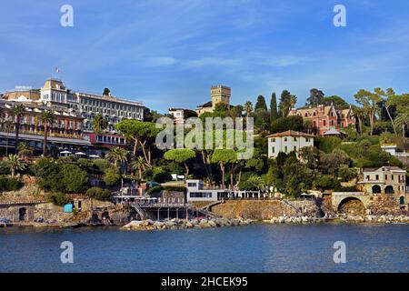 Küstenstraße - Riviera der Blumen - Riviera dei Fiori zwischen Portofino Rapallo und Camogli Italien, Italienisch, Mittelmeer. Stockfoto