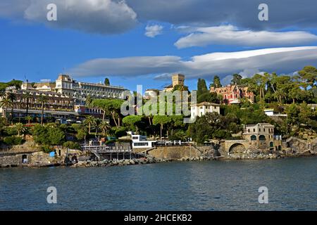 Küstenstraße - Riviera der Blumen - Riviera dei Fiori zwischen Portofino Rapallo und Camogli Italien, Italienisch, Mittelmeer. Stockfoto