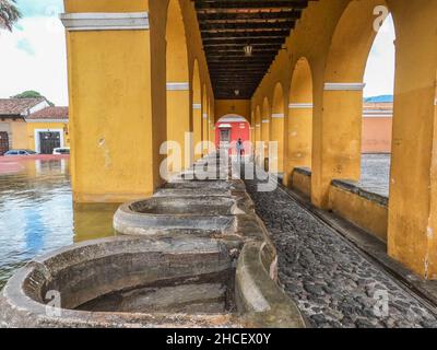 La Union Wasserbehälter Ruinen, Antigua, Guatemala Stockfoto