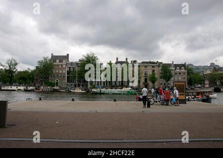 Hop-On-Hop-Off Im Hermitage Museum In Amsterdam, Niederlande 6-7-2019 Stockfoto