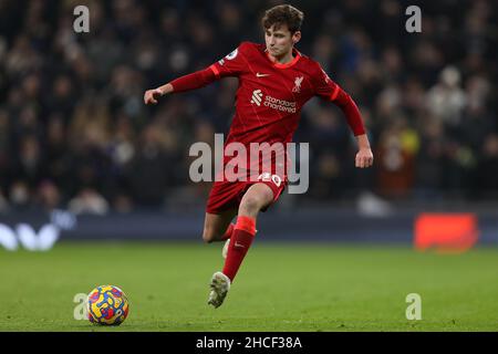 Tyler Morton aus Liverpool - Tottenham Hotspur gegen Liverpool, Premier League, Tottenham Hotspur Stadium, London, Großbritannien - 19th. Dezember 2021 nur zur redaktionellen Verwendung – es gelten die DataCo-Einschränkungen Stockfoto