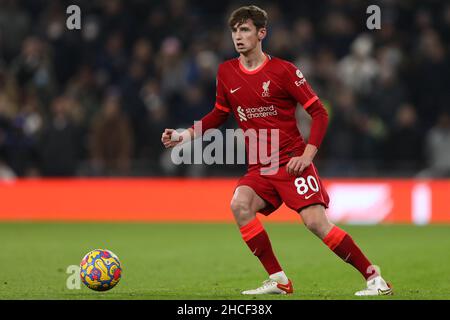 Tyler Morton aus Liverpool - Tottenham Hotspur gegen Liverpool, Premier League, Tottenham Hotspur Stadium, London, Großbritannien - 19th. Dezember 2021 nur zur redaktionellen Verwendung – es gelten die DataCo-Einschränkungen Stockfoto