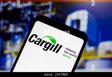 Brasilien. 28th Dez 2021. In dieser Abbildung ist das Cargill-Logo auf einem Smartphone zu sehen. Kredit: SOPA Images Limited/Alamy Live Nachrichten Stockfoto