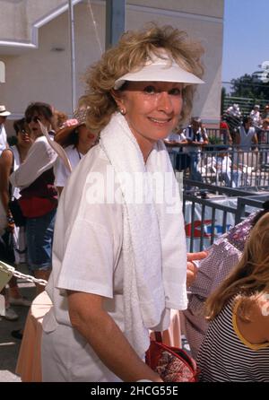 Christina Pickles 1989 Quelle: Ralph Dominguez/MediaPunch Stockfoto