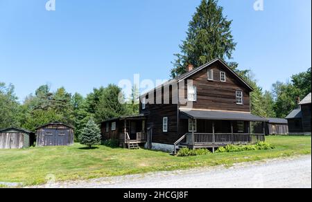 Ein altes Holzhaus in Eckley Miners Village. Stockfoto