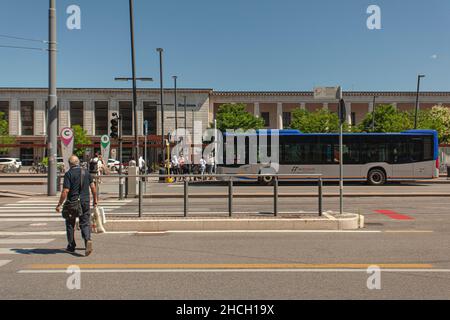 PADOVA, ITALIEN 17. JULI 2020: Busbahnhof in Padova, Italien Stockfoto