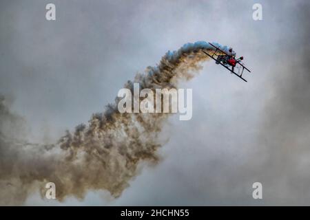 Der Regionalflughafen Arnold Palmer wird vom 29. Bis 30. Mai 2021 Gastgeber der 75th-jährigen Westmoreland County Airshow sein. In diesem Jahr wird die US Navy Blue Stockfoto