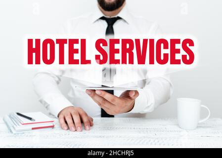 Textunterschrift mit Hotelservices. Business-Schaufenster Einrichtungen Ausstattung eines Unterkunfts- und Beherbergungshauses, das Kommunikation präsentiert Stockfoto