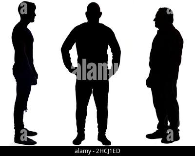 Silhouetten einer Gruppe von jungen, mittleren und älteren Männern Stockfoto