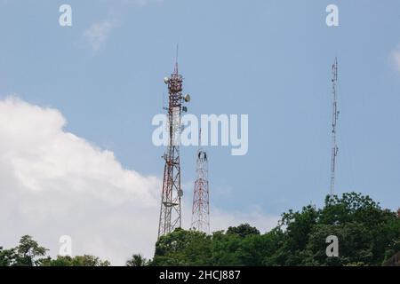 Schöne Aussicht auf einen Turm im Gitterbau Stockfoto