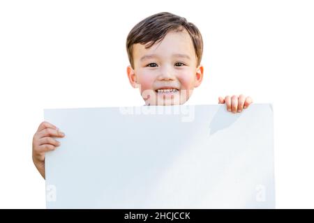Chinesische und kaukasische junge halten Blank Poster Board isoliert auf weißem Hintergrund. Stockfoto