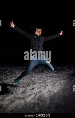 Porträt der französisch-kambodschanischen Sportlerin, die am 28. Dezember 2021 Botschafter für das Skigebiet Serre-Chevalier in Frankreich geworden ist. Laurie Phaï spielt in Andy Collets Film „Beyond Time“ und der dokumentarische Teaser ist gerade erschienen. Foto von Thibaut Durand/ABACAPRESS.COM Stockfoto