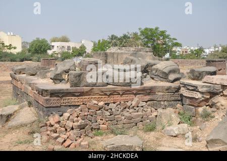 Alte indische Skulpturen und paterned in Indien. Kunstwerke in Tempeln aus dem 10th. Jahrhundert, historische Menschen, altes Leben. Stockfoto