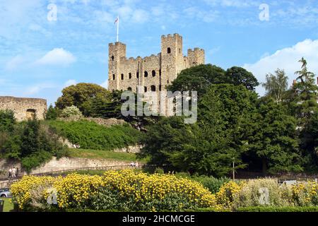 Außenansicht des Schlosses Rochester in Kent, Großbritannien. Stockfoto